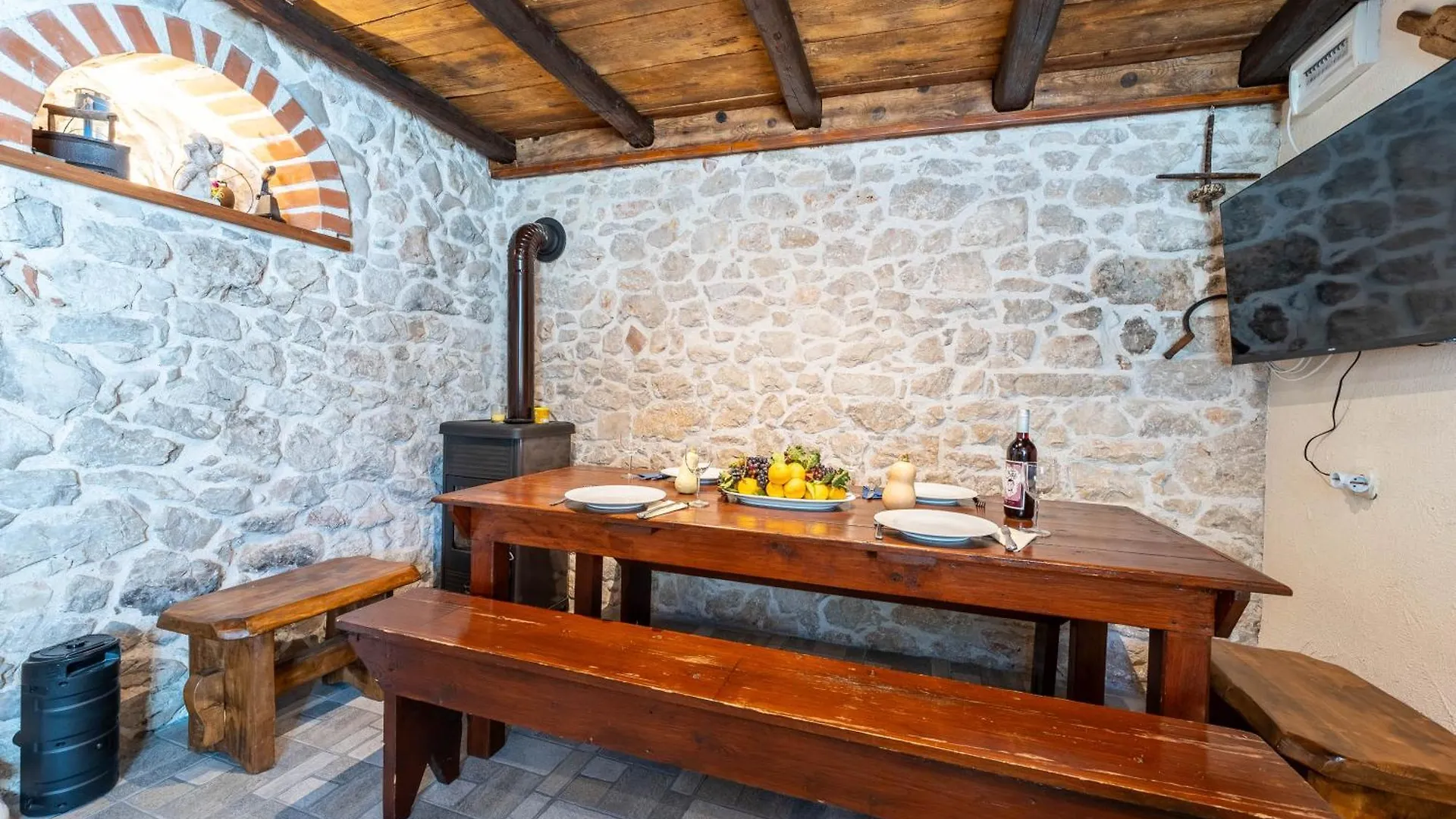 Vikendica Holiday House Maja In Privlaka With Barbecue And Private Garden - By Ta Leut Agency