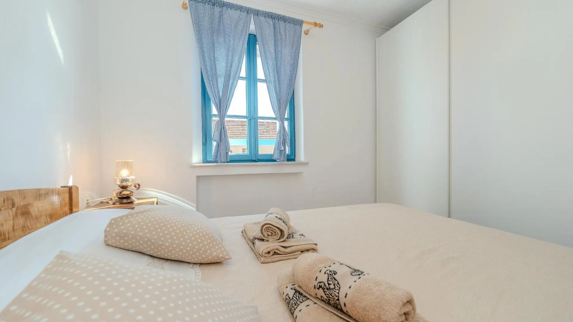 Holiday House Maja In Privlaka With Barbecue And Private Garden - By Ta Leut Agency Vikendica